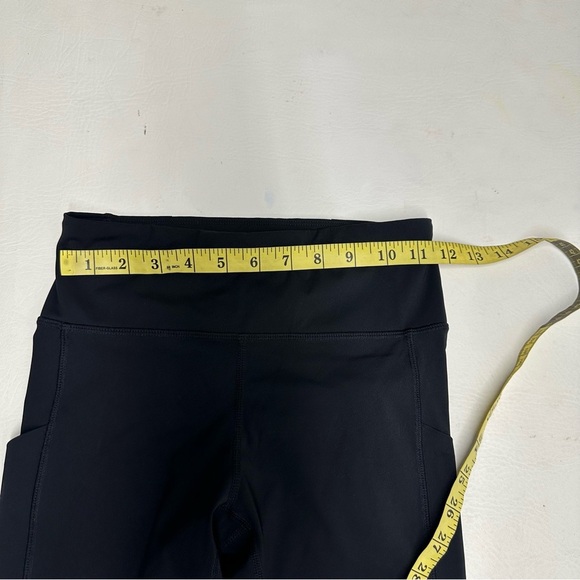 Vuori Women's Classic Black Leggings size XS NWOT side pockets - Picture 6 of 9